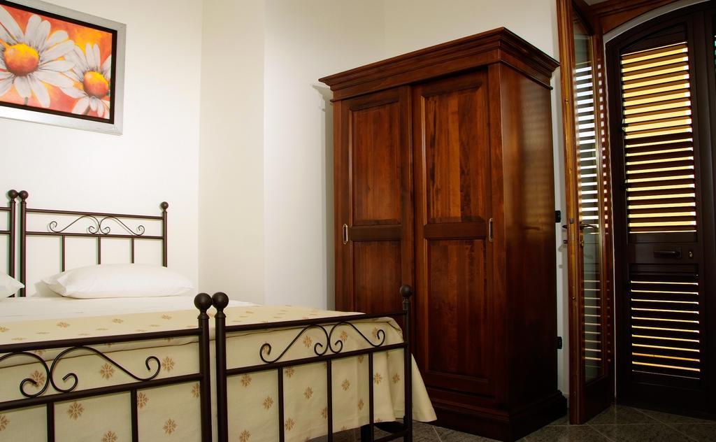 Salento Terra Maris Bed & Breakfast Cocumola Стая снимка